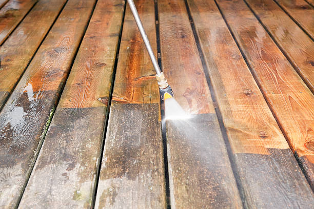 Best Pool Deck Cleaning  in West Crossett, AR